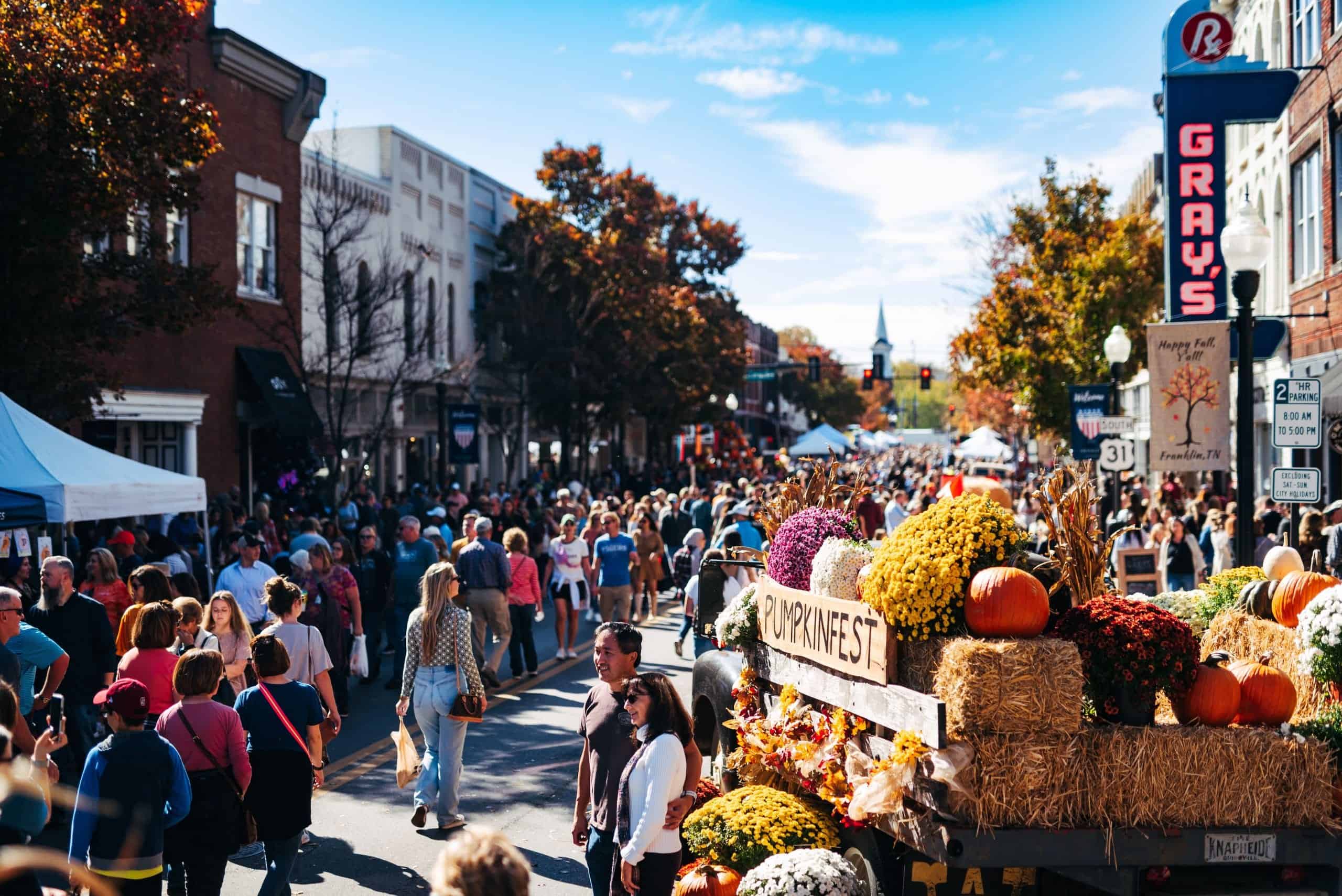 Large crowds at the downtown Franklin pumpkin festival. 