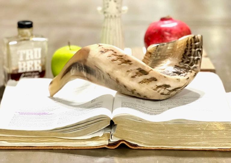 Rosh Hashanah (aka: Feast of Trumpets) & Jesus